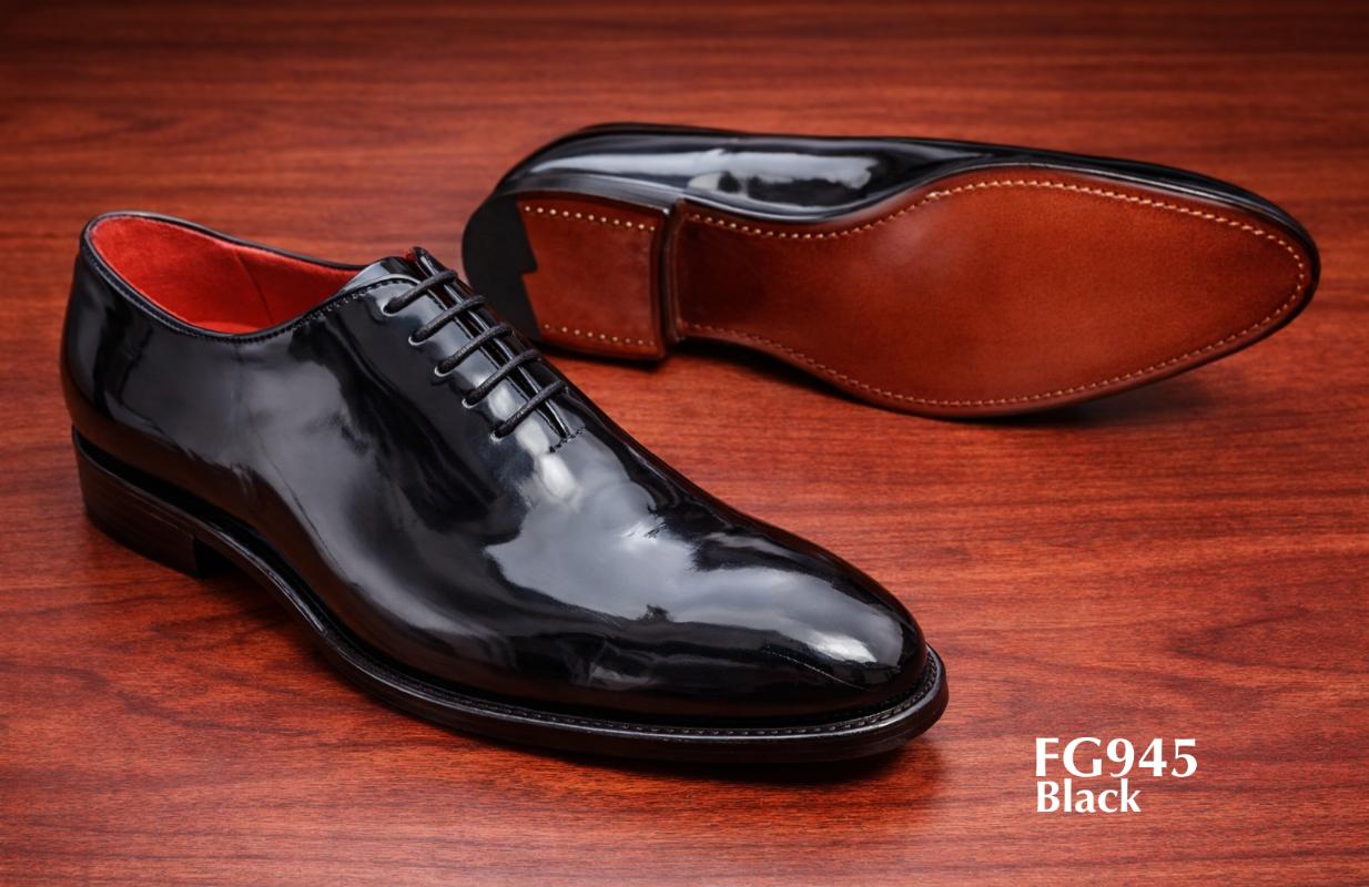 Black partywear dress shoe