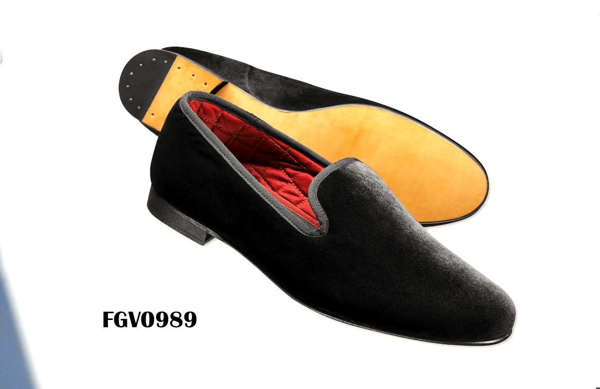 Black-basic-mens-velvet-slippers+fgshoes